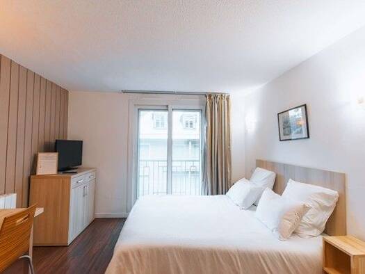 Appartement à vendre 74 500 € 1 pièce 22 m² Étage 2/6 Cauterets 65110