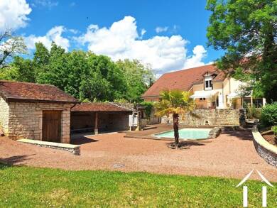 Maison à vendre 595 000 € 7 pièces 5 chambres 250 m² 2 759 m² de terrain Chagny 71150
