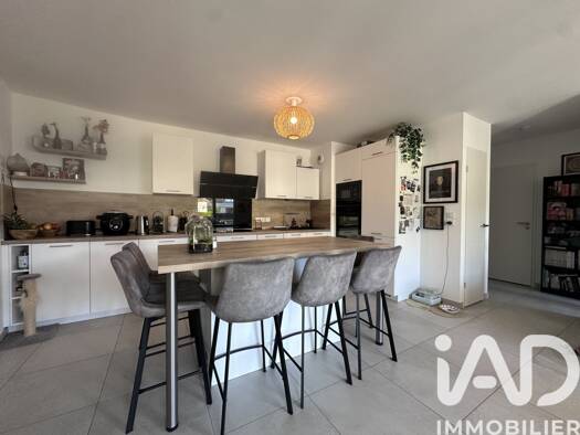 Appartement à vendre 300 000 € 2 pièces 1 chambre 51 m² Étage 2/3 Epagny Metz-Tessy 74330