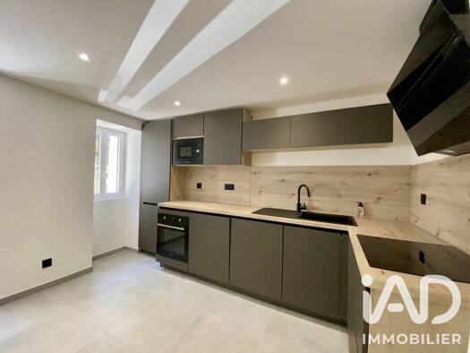Appartement à vendre 144 000 € 3 pièces 1 chambre 58 m² RDC/2 Aubignan 84810