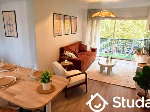 Colocation à louer - logement étudiant 465 € 1 pièce 1 chambre 12 m² 2ème étage Centre Ville Montauban 82000