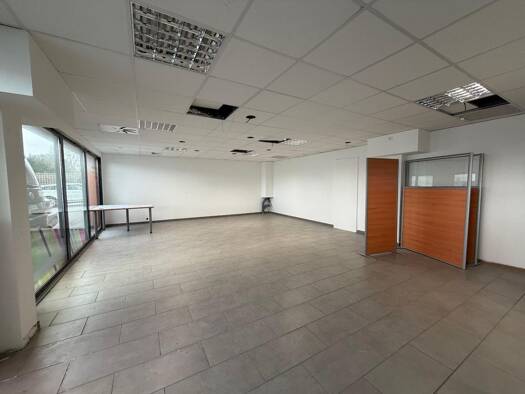 Local commercial à louer 1 150 € 80 m² de surface de vente Haut Vernet-Moyen Vernet Perpignan 66000