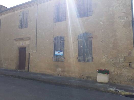 Maison de ville à vendre 99 000 € 1 pièce 1 chambre 350 m² Barran 32350