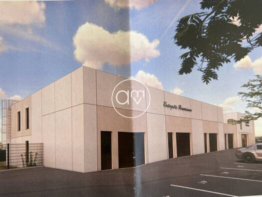 Entrepôt à vendre 591 000 € 218 m² d'espace de stockage Solliès-Ville 83210