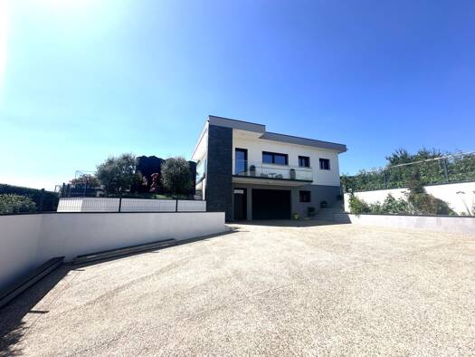 Maison à vendre 650 000 € 6 pièces 4 chambres 193 m² 1 551 m² de terrain Beaupuy 47200