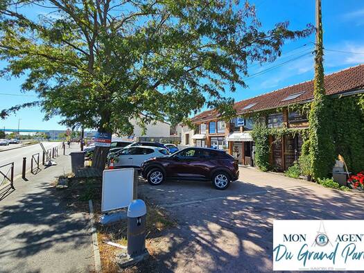 Local commercial à louer 1 200 € 75 m² de surface de vente Saclay 91400