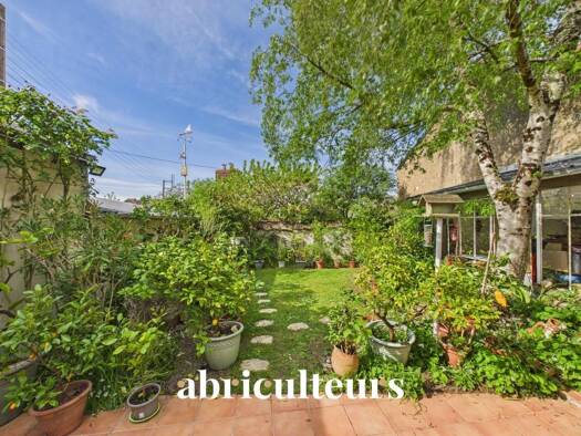 Maison à vendre 649 000 € 8 pièces 5 chambres 179 m² 263 m² de terrain Zola Nantes 44100
