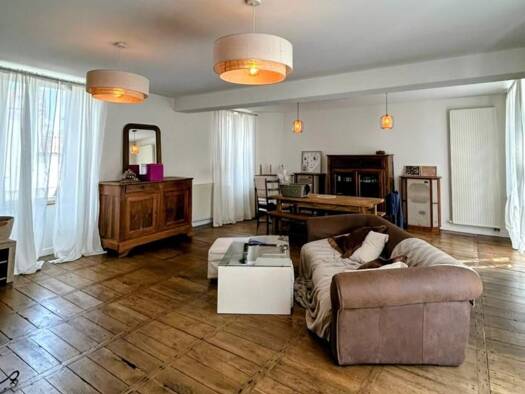 Maison à vendre 154 500 € 6 pièces 4 chambres 184 m² 1 174 m² de terrain Cherves-Châtelars 16310