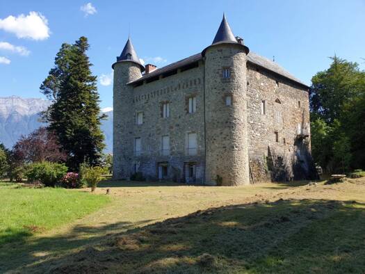 Château à vendre 1 150 000 € 1 pièce 1 400 m² Les Hauts de Chambéry-Piochet Chambéry 73000