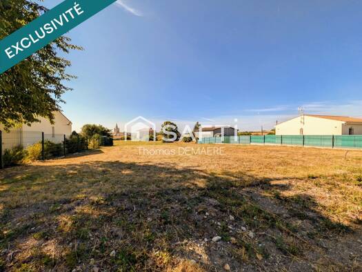 Terrain constructible viabilisé à vendre 25 000 € 900 m² de terrain Tugéras-Saint-Maurice 17130