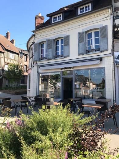 Immeuble à vendre 240 000 € 155 m² Nonancourt 27320