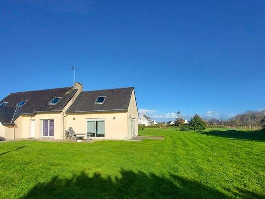 Maison à vendre 378 000 € 9 pièces 5 chambres 155 m² 2 122 m² de terrain Nord Trégunc 29910
