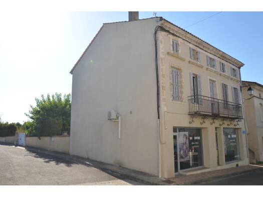 Immeuble à vendre 159 900 € 296 m² La Roche-Chalais 24490