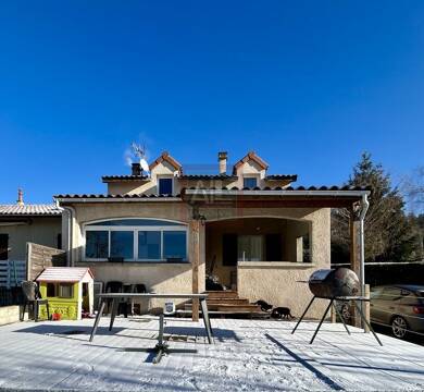 Maison à vendre 230 000 € 4 pièces 3 chambres 106 m² 1 462 m² de terrain Lesperon 07660