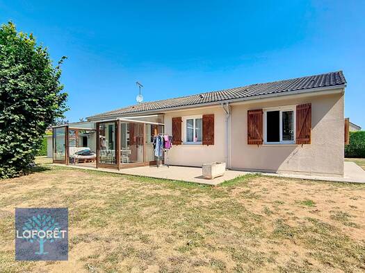 Maison de plain-pied à vendre 323 000 € 4 pièces 3 chambres 102 m² 1 110 m² de terrain Chevannes 91750