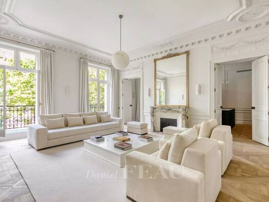 Appartement à vendre 6 500 000 € 5 pièces 3 chambres 215,26 m² Étage 2/6 Paris 8ème arrondissement 75008