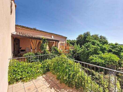 Maison à vendre 330 000 € 9 pièces 4 chambres 187 m² 32 000 m² de terrain Rive Gauche Bédarieux 34600