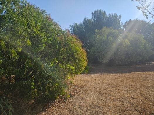 Terrain constructible viabilisé à vendre 255 000 € 450 m² de terrain Font Blanche-Repos Les Pennes-Mirabeau 13170