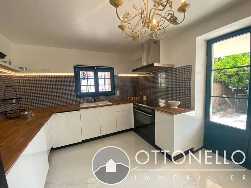 Maison à louer, 81m², ROQUEBRUNE SUR ARGENS