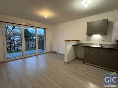 Appartement à louer 575 € 2 pièces 1 chambre 39 m² RDC Bretteville sur Odon 14760