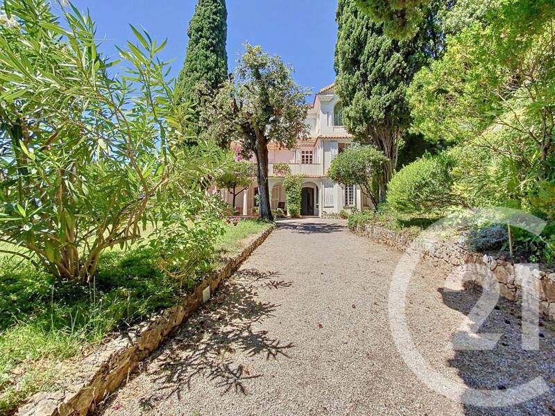 Maison à louer, 243m², NICE