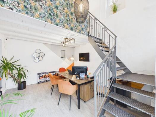 Local commercial à louer 850 € 32 m² de surface de vente Centre Ville Ajaccio 20000