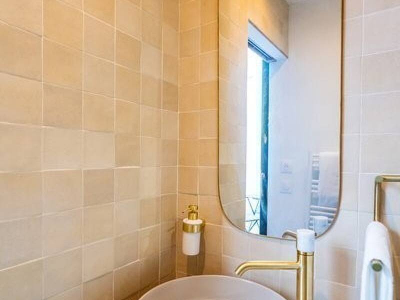 Maison à louer, 76m², MARSEILLE 6E