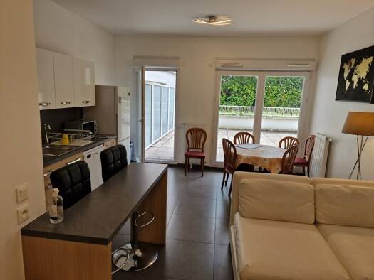 Appartement à louer - Première occupation 1 975 € 3 pièces 2 chambres 67 m² RDC Division Leclerc Châtenay-Malabry 92290