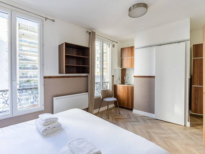 Maison à louer, 25m², PARIS 18E
