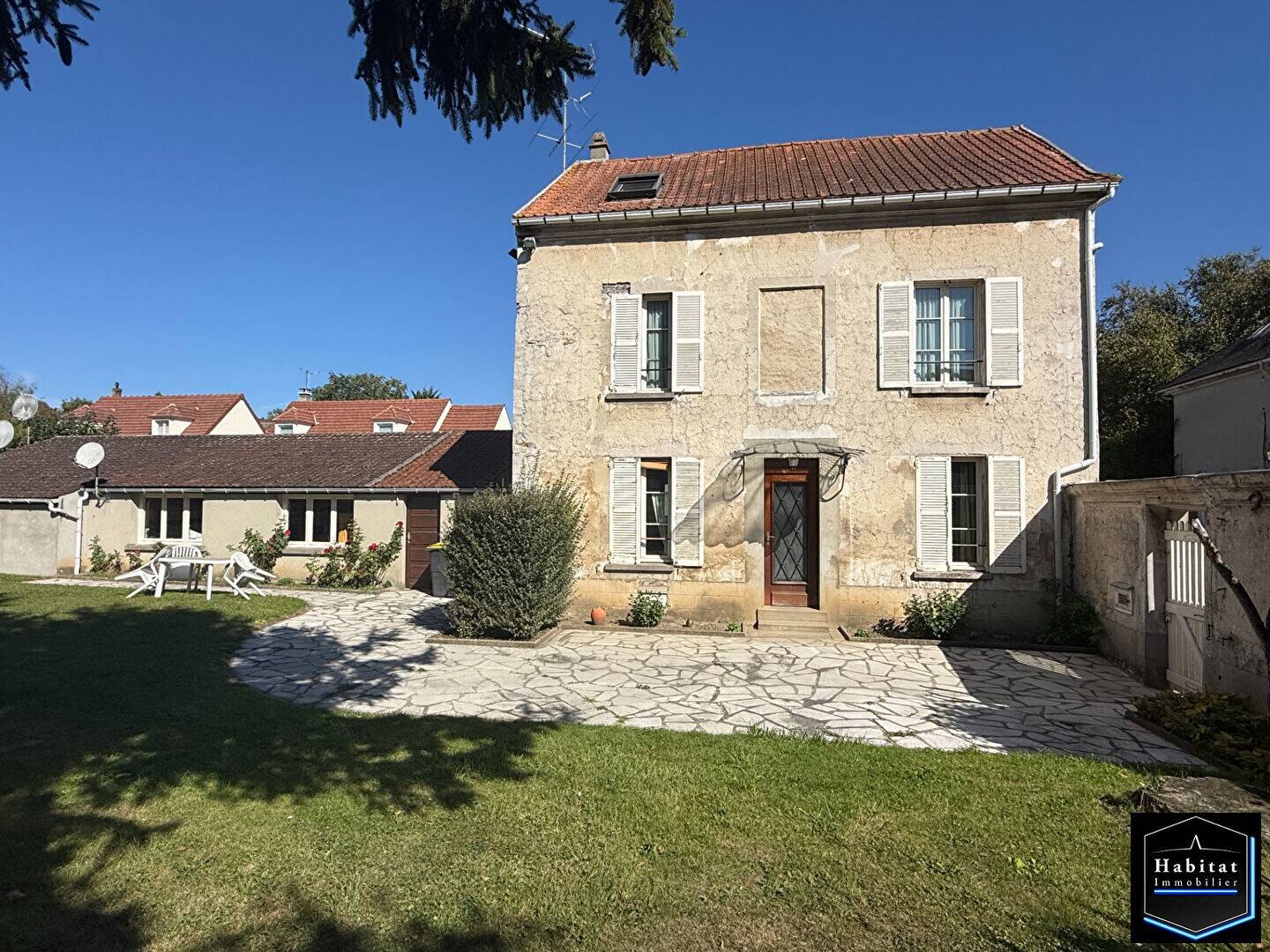 Maison à vendre, 107m², NANTOUILLET