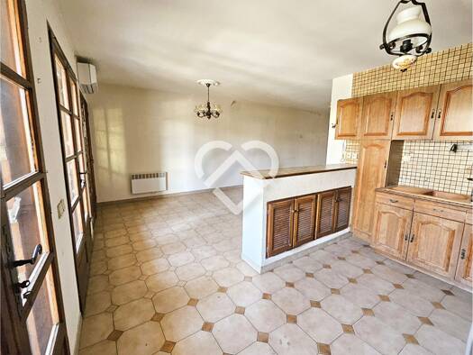 Maison à vendre 209 000 € 6 pièces 5 chambres 169 m² Montbazin 34560