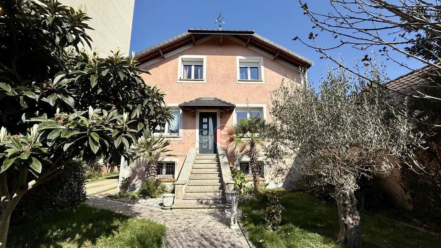 Maison à vendre, 360m², LES PAVILLONS SOUS BOIS