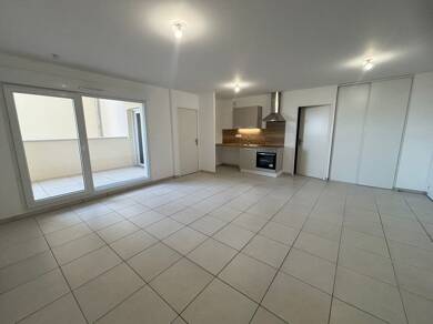 Appartement à louer 850 € 3 pièces 68,2 m² Étage 2/5 dès le 10/07/2025 Strd Chenove 21300