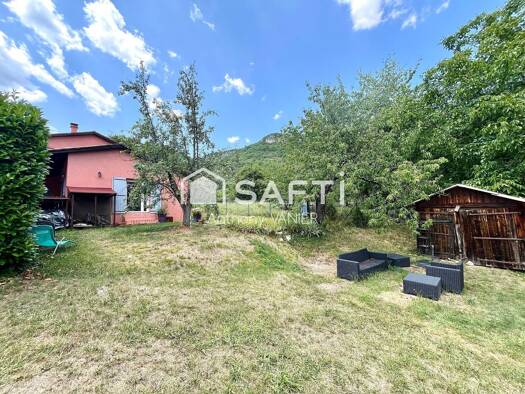 Maison à vendre 395 000 € 6 pièces 4 chambres 162 m² 1 700 m² de terrain Val-de-Chalvagne 04320