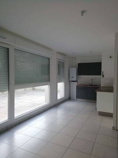 Appartement à louer 611 € 2 pièces 1 chambre 44,7 m² Dernier étage, Étage 4/4 Belleville en Beaujolais 69220