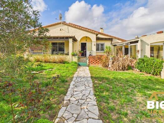 Maison de plain-pied à vendre 350 000 € 4 pièces 3 chambres 100,3 m² 5 320 m² de terrain Garons 30128