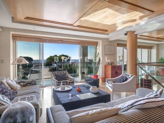 Duplex à vendre 1 730 000 € 5 pièces 3 chambres 182,6 m² Étage 1/5 La Baule les Pins La Baule-Escoublac 44500