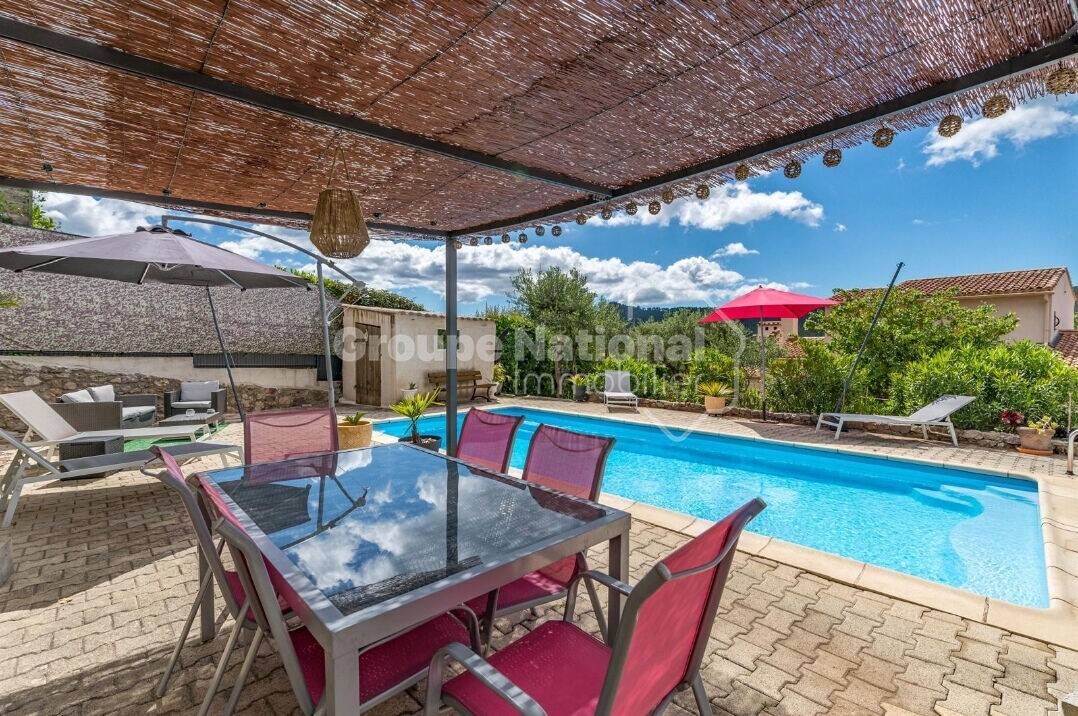 Maison à vendre, 155m², BAGNOLS EN FORET