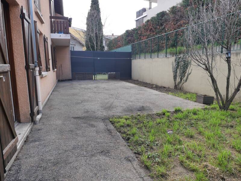 Maison à louer, 72m², GREZIEU LA VARENNE