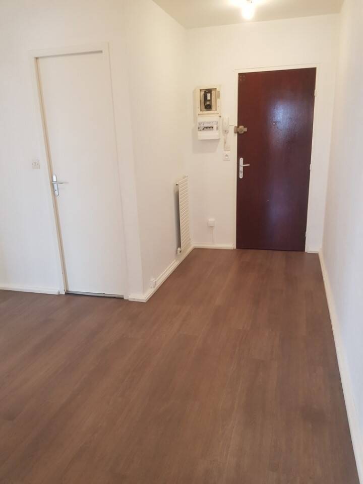 Maison à louer, 71m², TASSIN LA DEMI LUNE