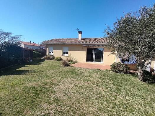 Maison de plain-pied à louer 1 258 € 4 pièces 3 chambres 80 m² 480 m² de terrain Est Saint-Vincent-de-Tyrosse 40230