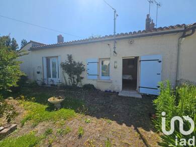 Maison à vendre 129 000 € 4 pièces 3 chambres 81 m² 1 412 m² de terrain Montréverd 85260