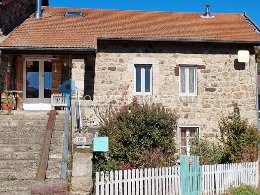 Maison à vendre 198 000 € 11 pièces 7 chambres 173 m² 587 m² de terrain Coucouron 07470