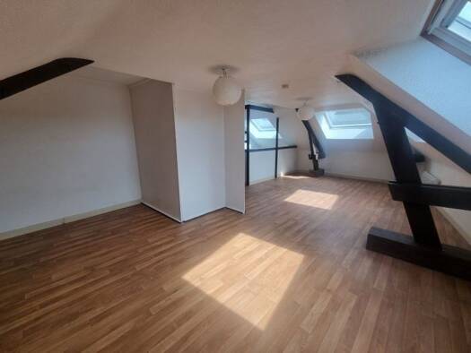 Appartement à louer 340 € 1 pièce 49 m² 2ème étage Couzergues Ussel 19200