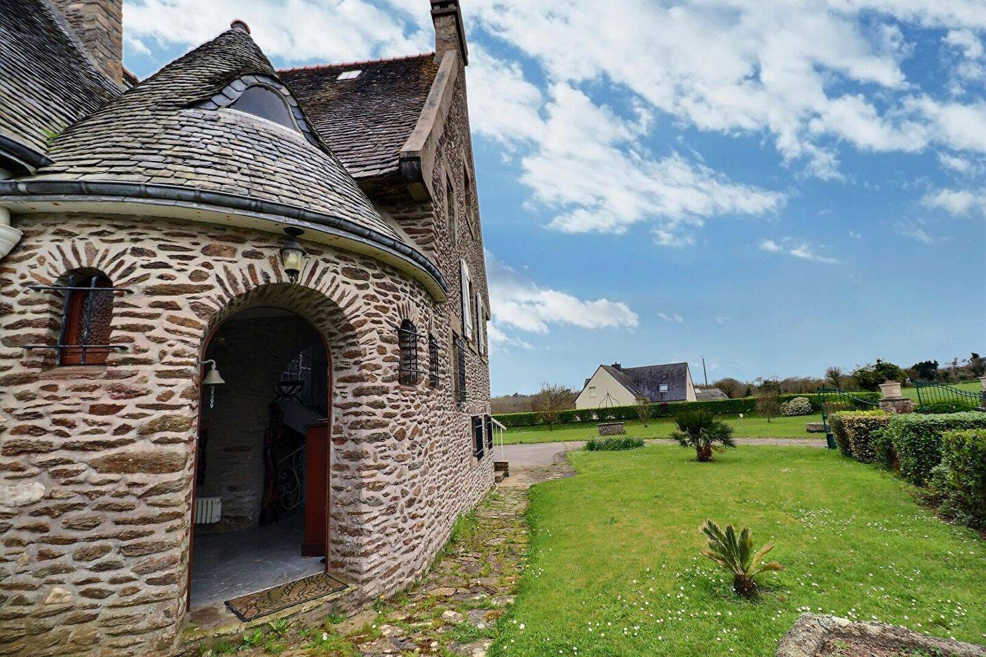 Maison à vendre, 311m², PLOUGONVELIN