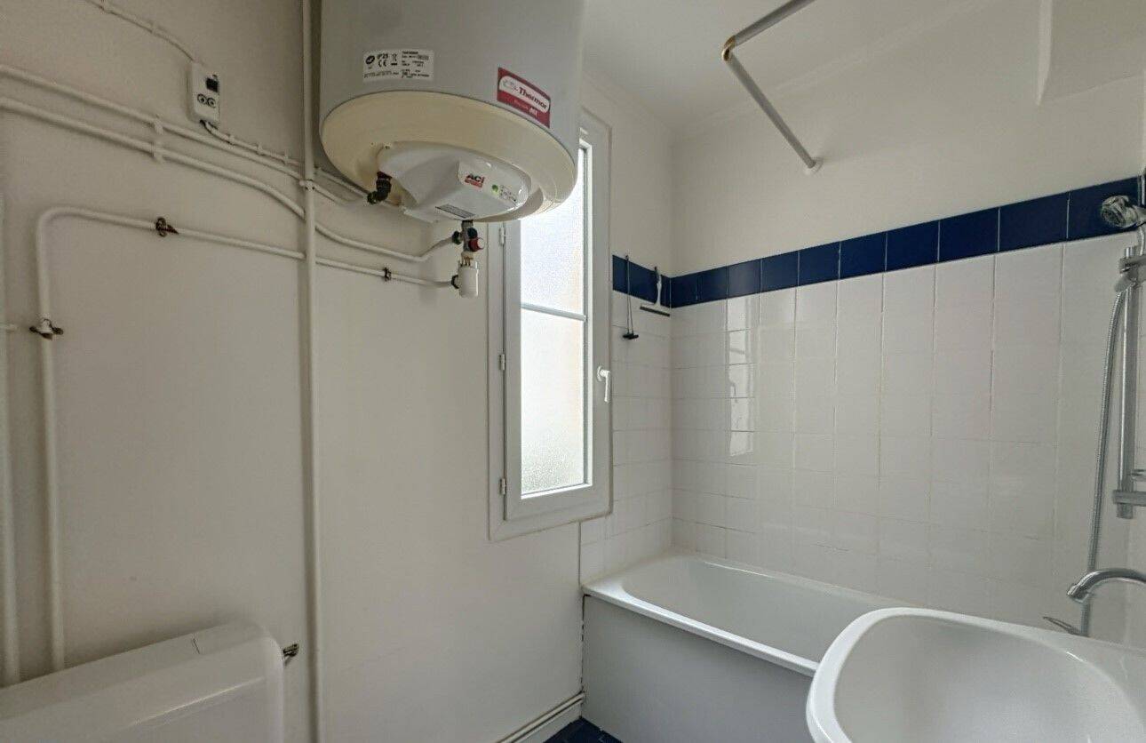 Maison à louer, 19m², LEVALLOIS PERRET