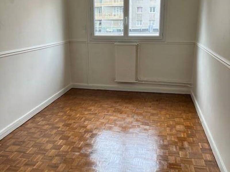 Maison à louer, 80m², PARIS 18E