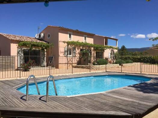 Maison à vendre 598 000 € 9 pièces 6 chambres 190 m² 1 463 m² de terrain Saint-Saturnin-Lès-Apt 84490