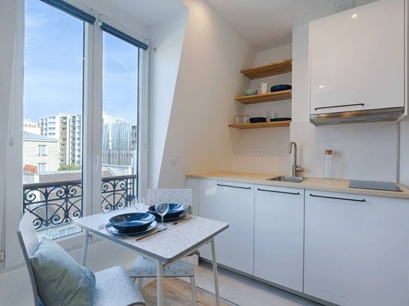 Maison à louer, 13m², PARIS 18E