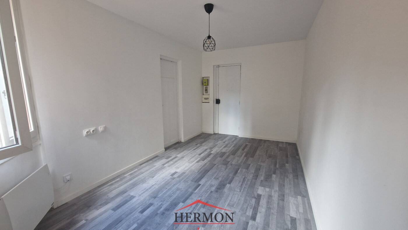 Maison à vendre, 21m², ASNIERES SUR SEINE